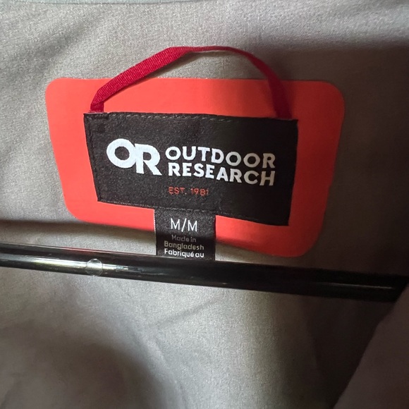 Outdoor Research - Women's MicroGravity Ascent Shell Jacket - Picture 7 of 8